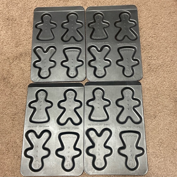 Set of 4 Nestle Toll House Cookie Kids Baking Pans Vintage - Picture 1 of 5